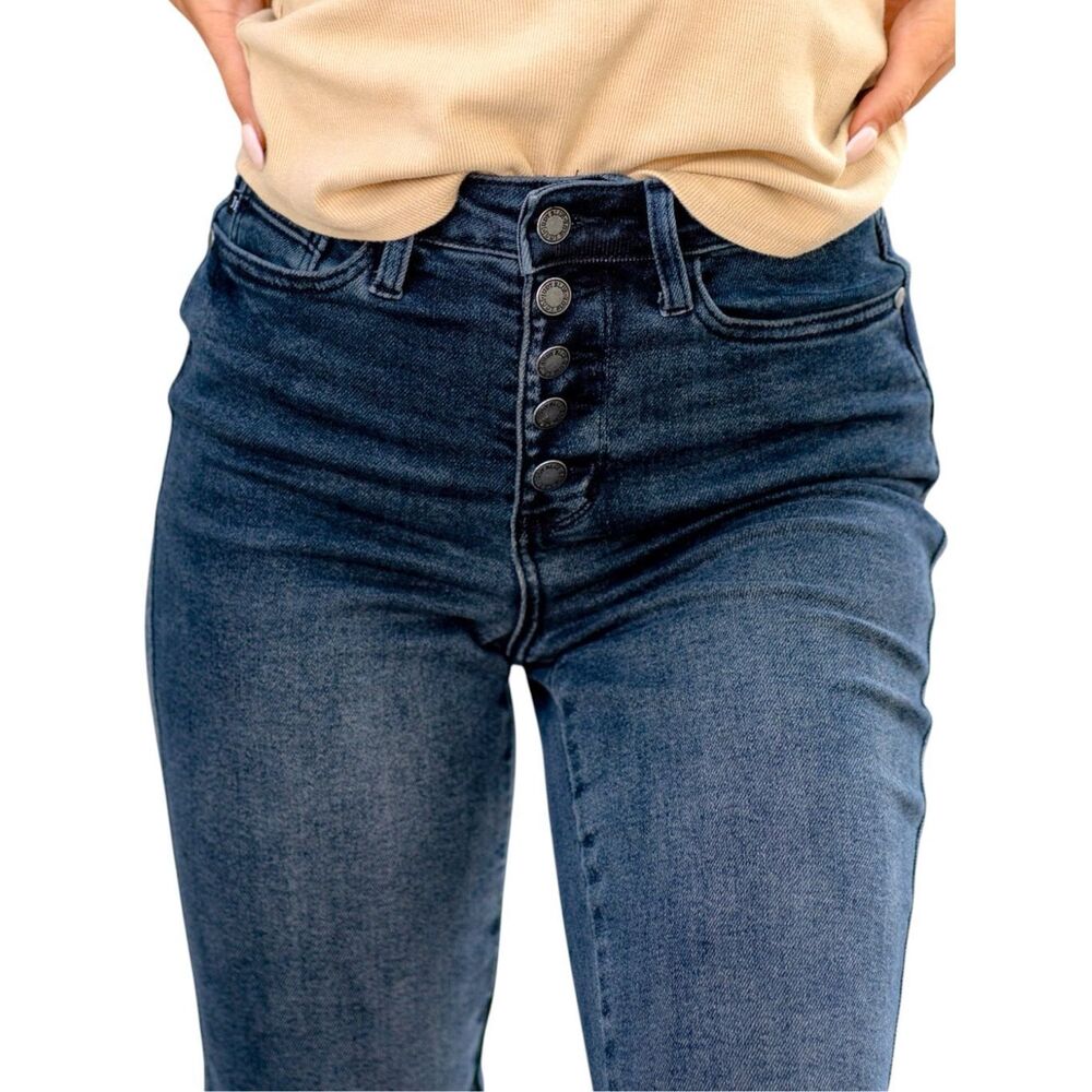 Judy Blue High Rise Button Fly Straight Leg Jeans Dark Wash Raw Hem Reg Plus NWT - Picture 4 of 10
